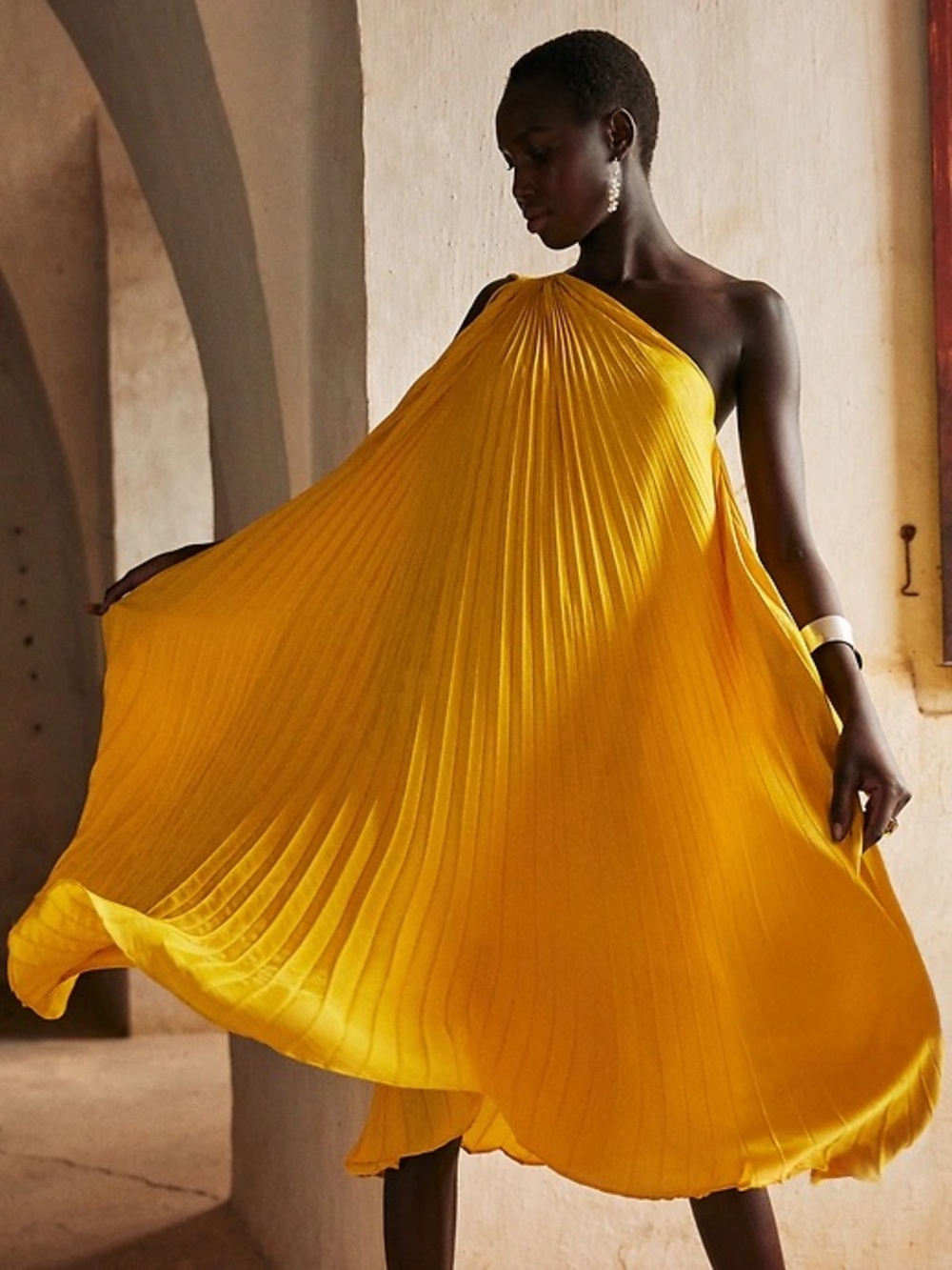 Banana Republic RADIANT ONE-SHOULDER DRESS Yellow Umbrella Sz S